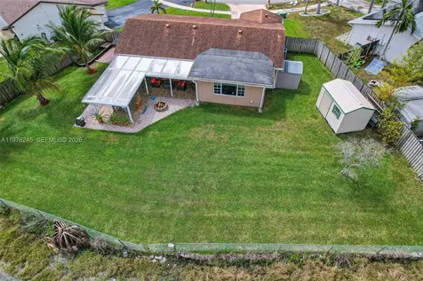 9291 NW 11th Court Pembroke Pines FL 33024