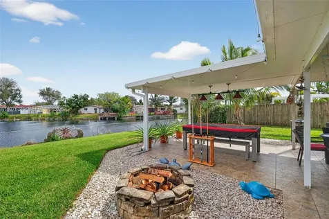 9291 NW 11th Court Pembroke Pines FL 33024