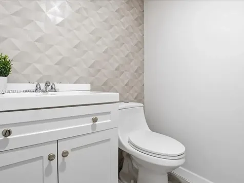 301 SW 135th Avenue Pembroke Pines FL 33027