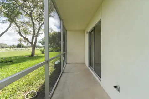 301 SW 135th Avenue Pembroke Pines FL 33027