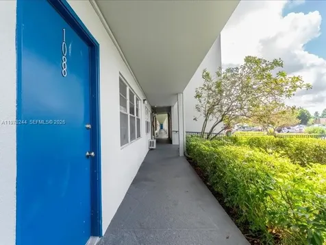 301 SW 135th Avenue Pembroke Pines FL 33027