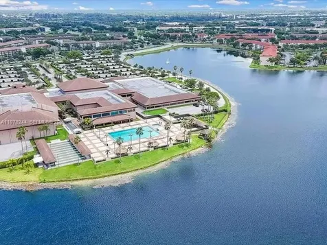 301 SW 135th Avenue Pembroke Pines FL 33027