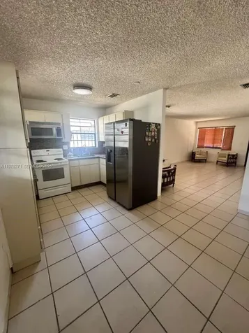 252 NW 48th Place Miami FL 33126