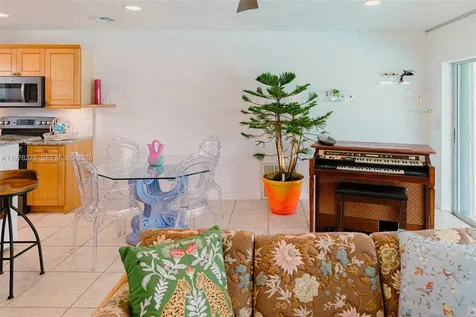 809 SE 14th Drive Deerfield Beach FL 33441