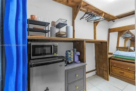809 SE 14th Drive Deerfield Beach FL 33441
