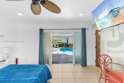 809 SE 14th Drive Deerfield Beach FL 33441
