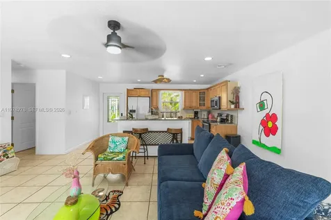 809 SE 14th Drive Deerfield Beach FL 33441