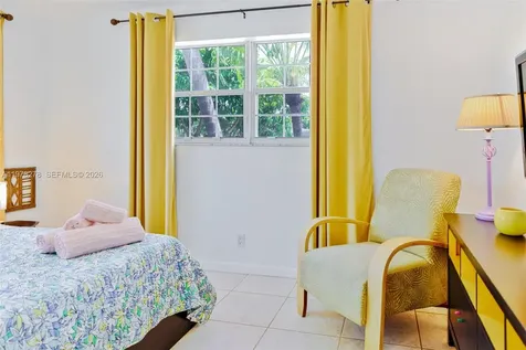 809 SE 14th Drive Deerfield Beach FL 33441
