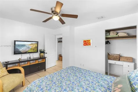 809 SE 14th Drive Deerfield Beach FL 33441