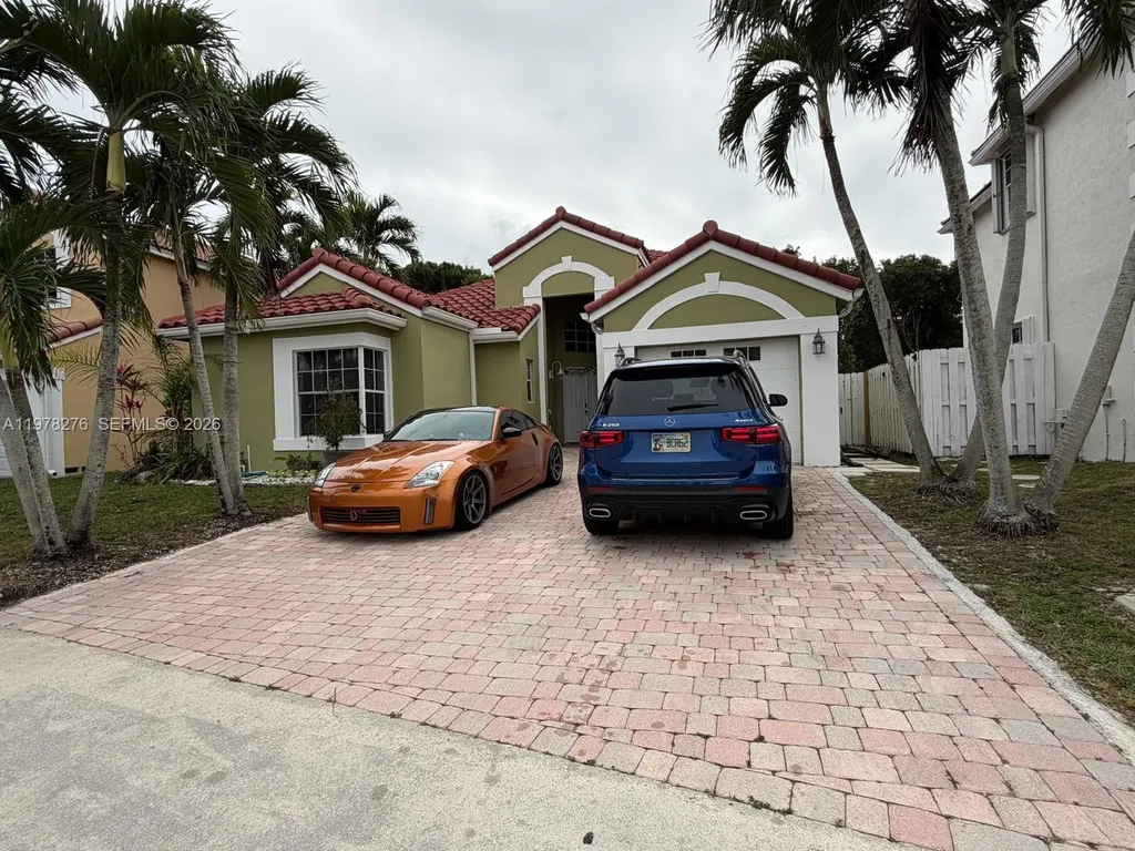 400 Somerset Way Weston FL 33326