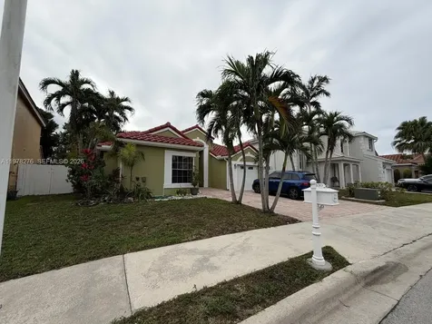 400 Somerset Way Weston FL 33326