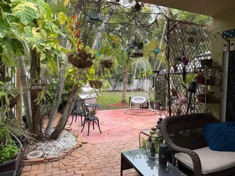 400 Somerset Way Weston FL 33326