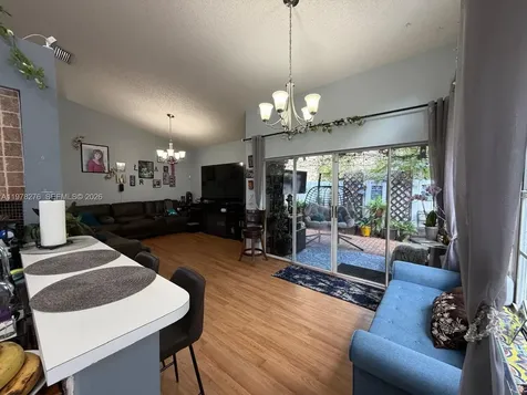 400 Somerset Way Weston FL 33326