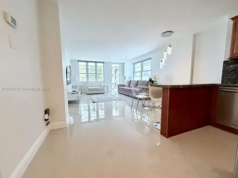 100 Lincoln Road Miami Beach FL 33139