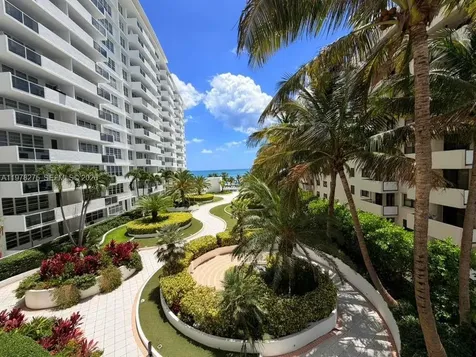 100 Lincoln Road Miami Beach FL 33139