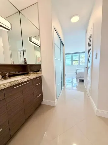 100 Lincoln Road Miami Beach FL 33139
