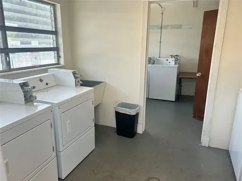 2000 Buchanan Street Hollywood FL 33020