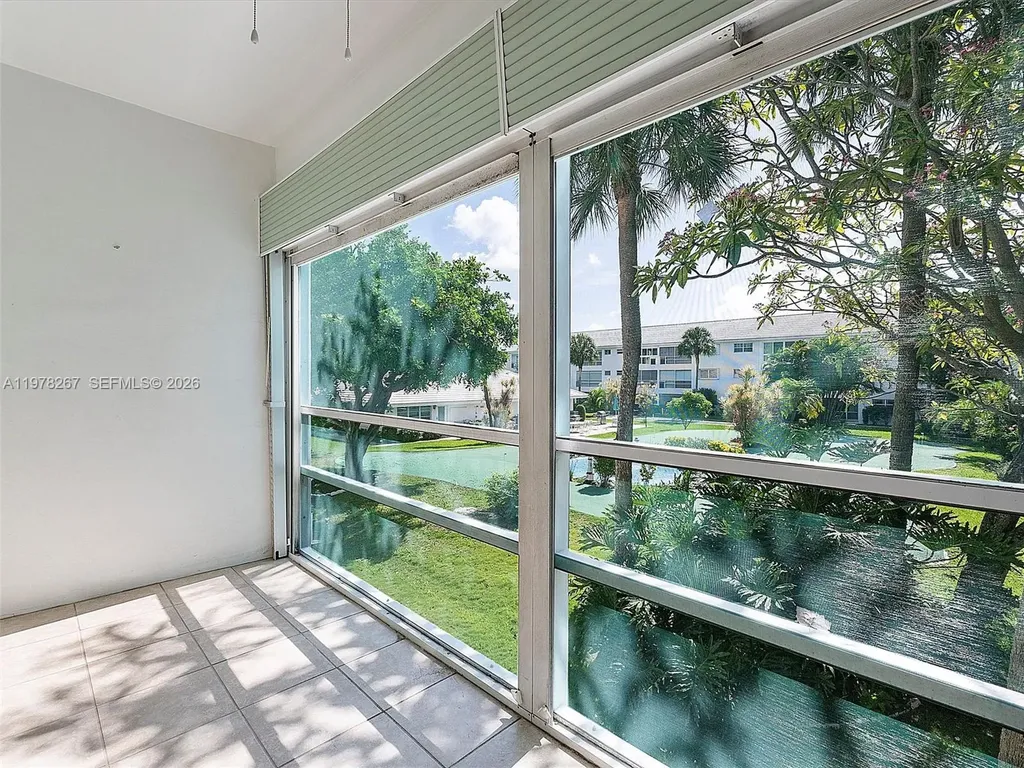 2050 NE 39th Street Lighthouse Point FL 33064