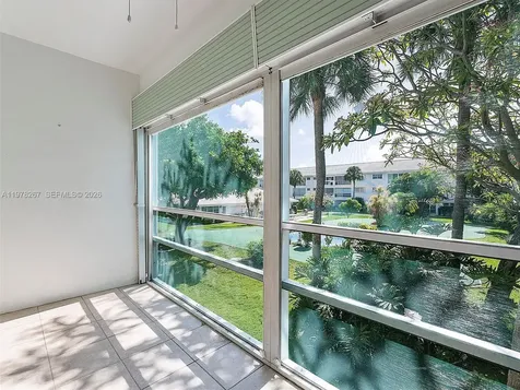 2050 NE 39th Street Lighthouse Point FL 33064