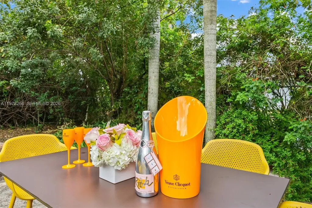 2860 SW 13th Court Fort Lauderdale FL 33312