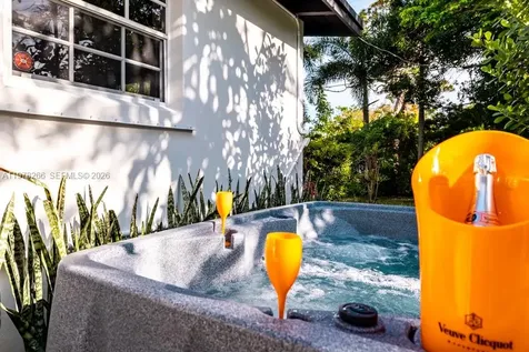 2860 SW 13th Court Fort Lauderdale FL 33312