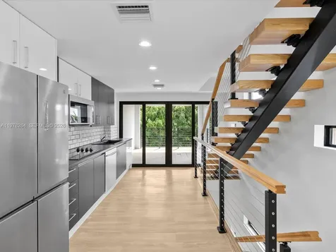 1134 71st Street Miami Beach FL 33141