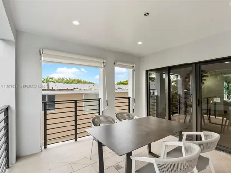 1134 71st Street Miami Beach FL 33141