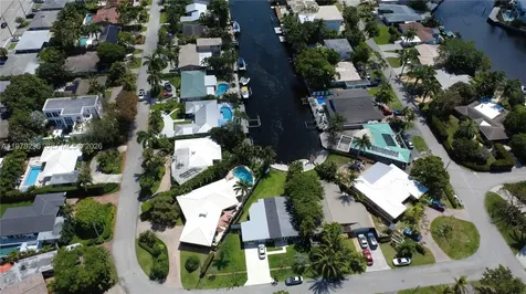 2416 NE 19th Terrace Wilton Manors FL 33305