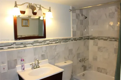 7208 Fairway Drive Miami Lakes FL 33014
