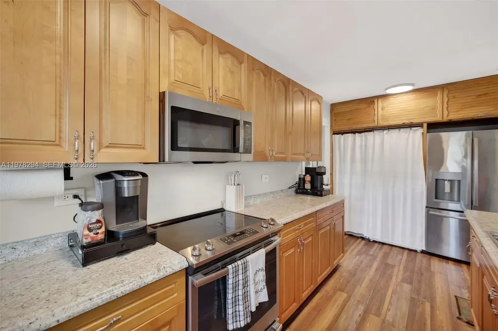 731 N 69th Avenue Hollywood FL 33024