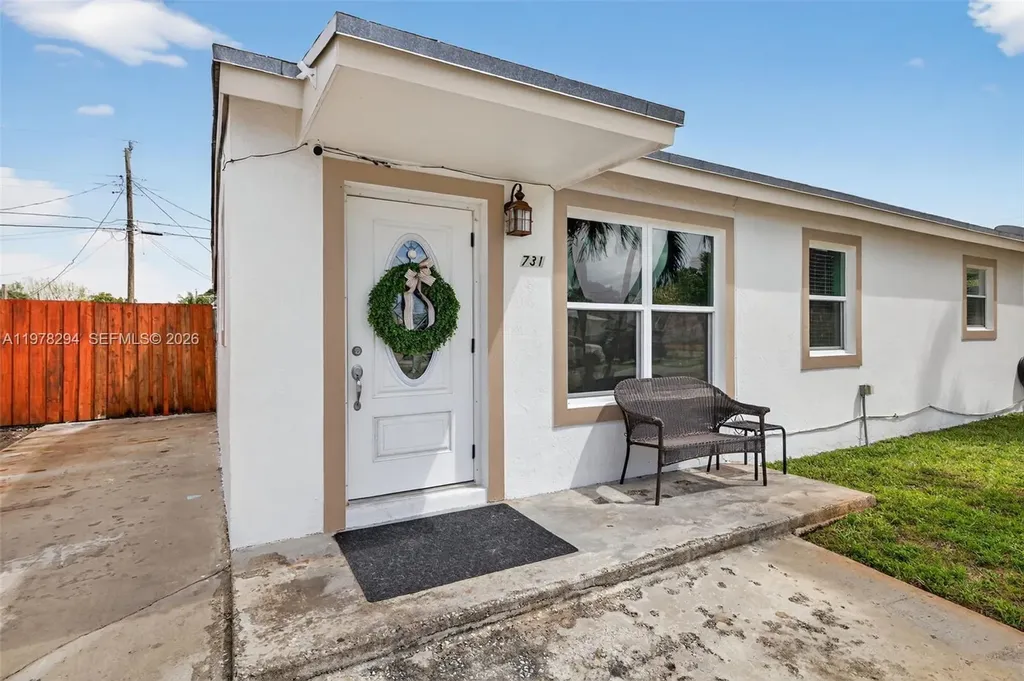 731 N 69th Avenue Hollywood FL 33024