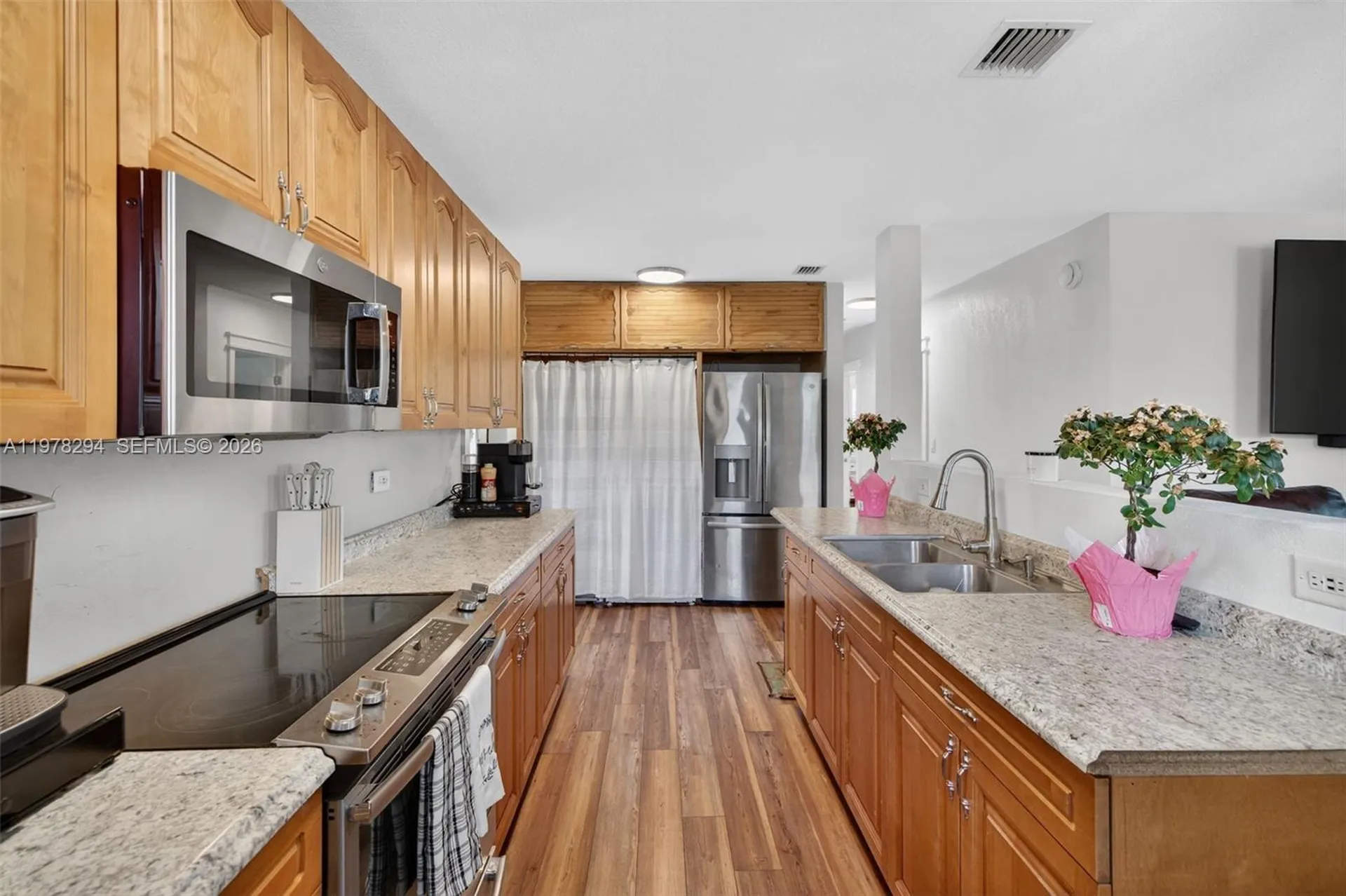 731 N 69th Avenue Hollywood FL 33024