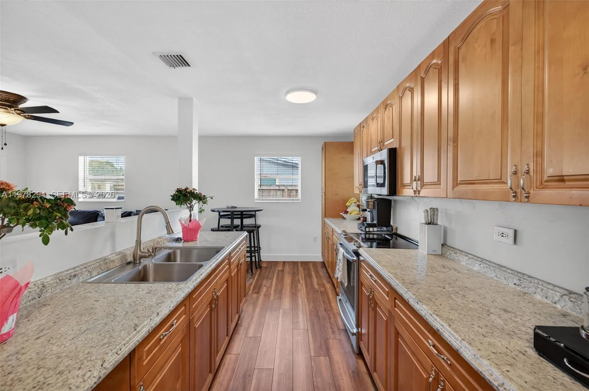 731 N 69th Avenue Hollywood FL 33024