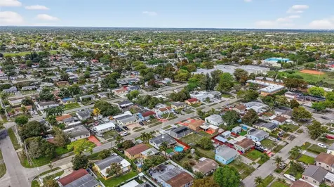 731 N 69th Avenue Hollywood FL 33024