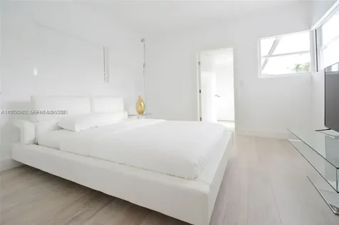 880 N Venetian Drive Miami Beach FL 33139