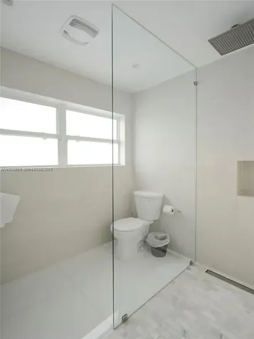 880 N Venetian Drive Miami Beach FL 33139