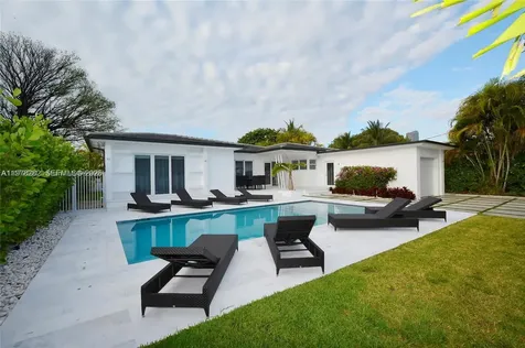 880 N Venetian Drive Miami Beach FL 33139