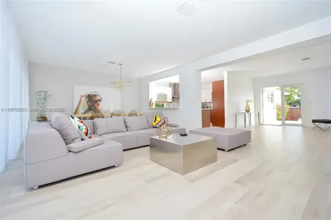 880 N Venetian Drive Miami Beach FL 33139