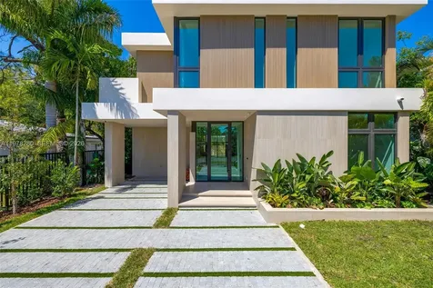 3457 Oak Avenue Miami FL 33133