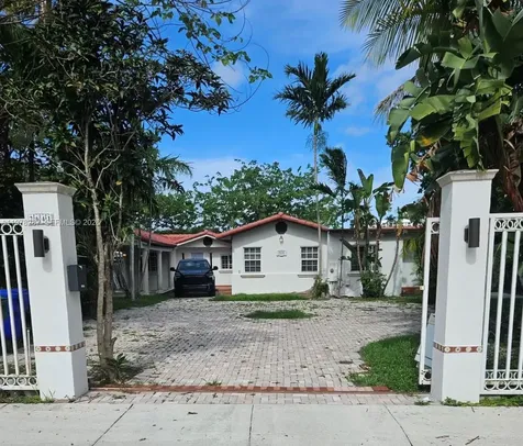 2641 SW 31st Avenue Miami FL 33133