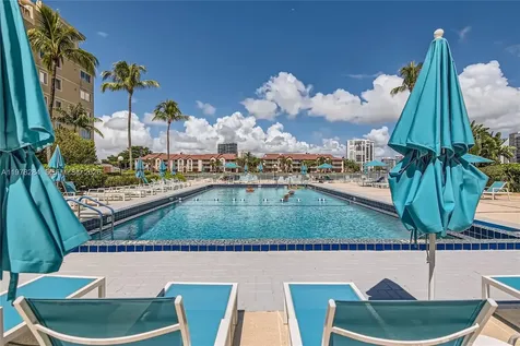 3800 S Ocean Drive Hollywood FL 33019