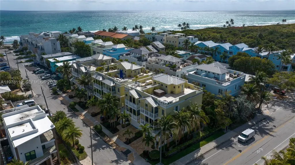 346 Elm Street Hollywood FL 33019