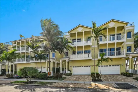 346 Elm Street Hollywood FL 33019