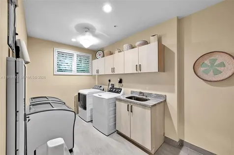 346 Elm Street Hollywood FL 33019