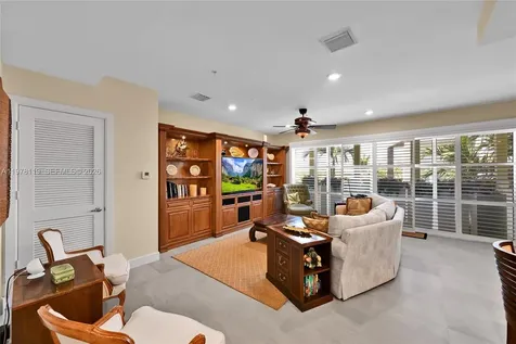 346 Elm Street Hollywood FL 33019
