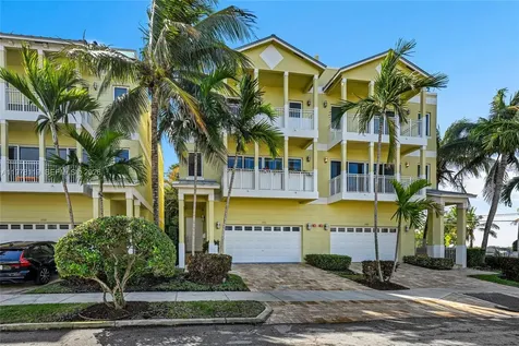 346 Elm Street Hollywood FL 33019
