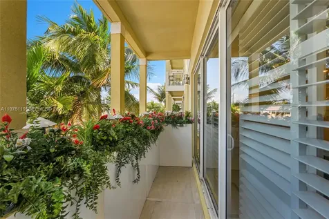 346 Elm Street Hollywood FL 33019