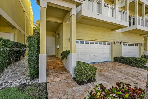 346 Elm Street Hollywood FL 33019