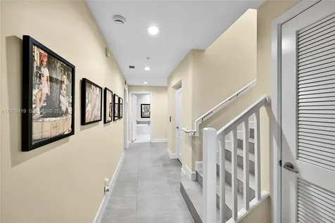 346 Elm Street Hollywood FL 33019