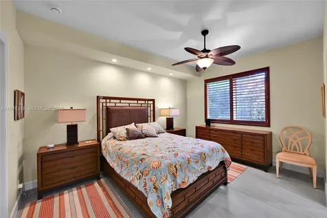 346 Elm Street Hollywood FL 33019